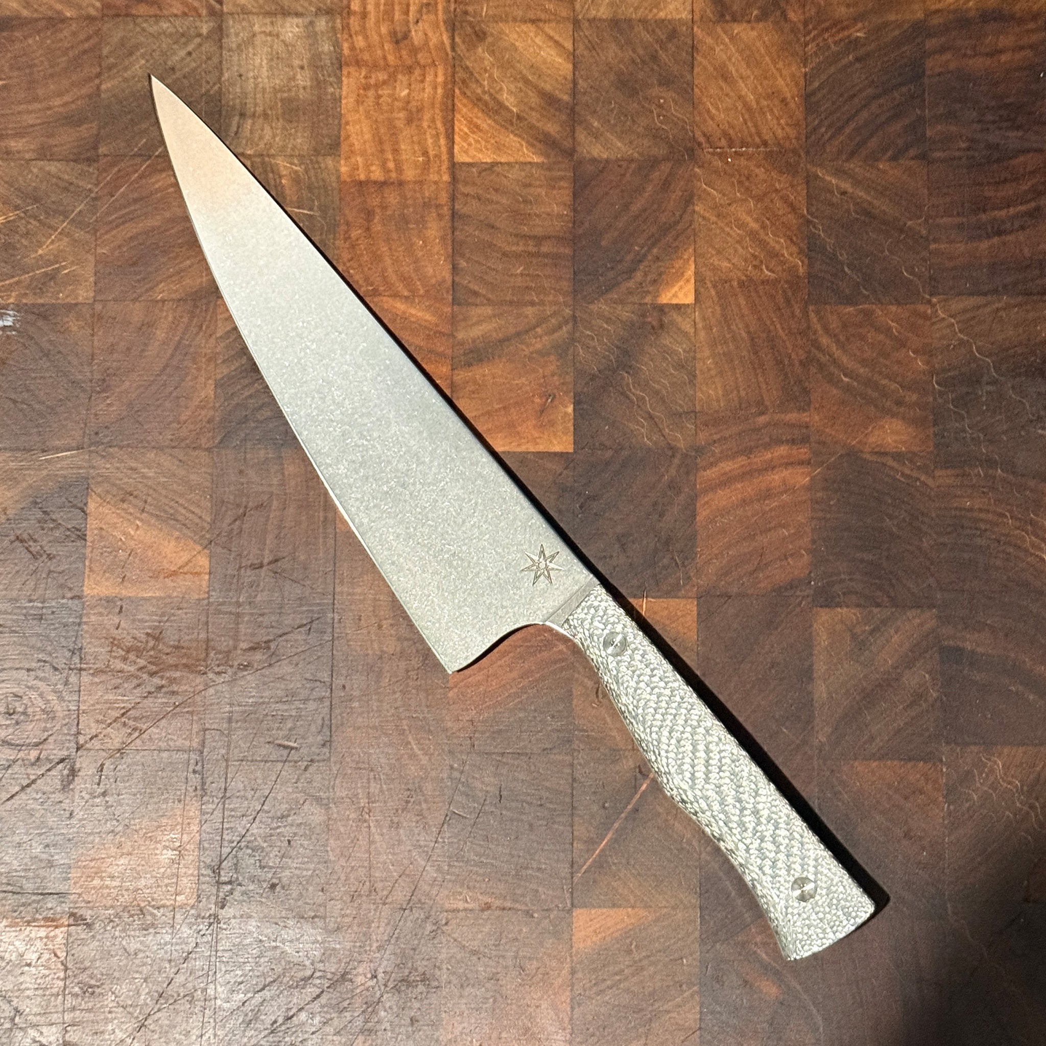 8.5" Chef Knife - Silver Twill Carbon Fiber