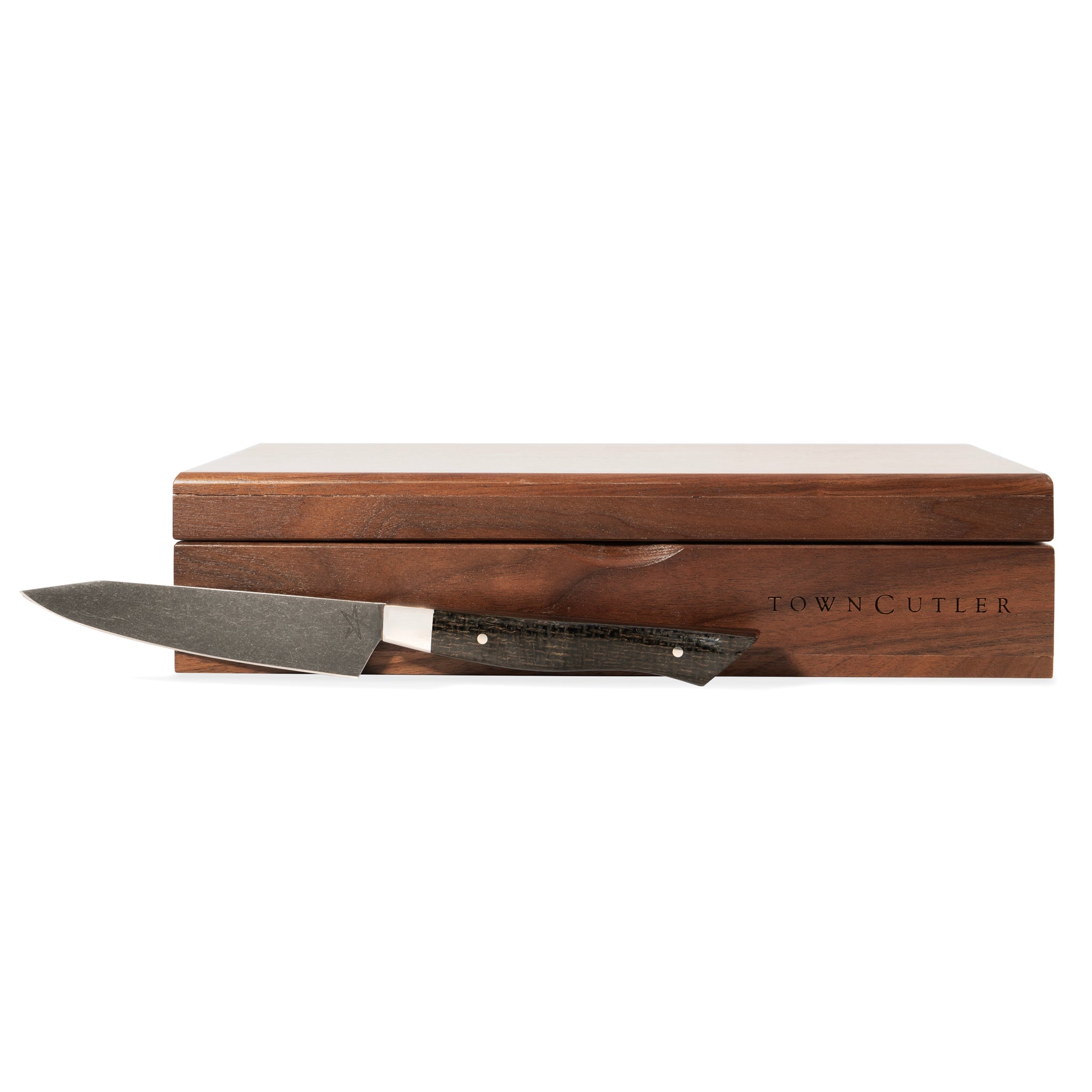 Town Cutler Carbon Pommel steak knives presented with an elegant wooden box.